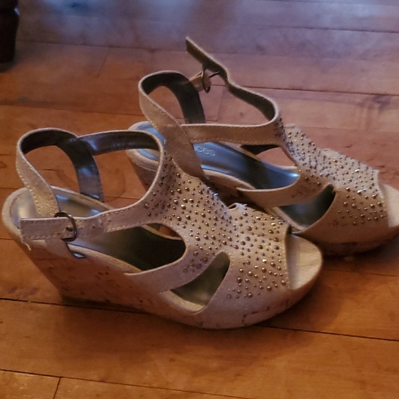 Studded Cork Wedges - Picture 2 of 2